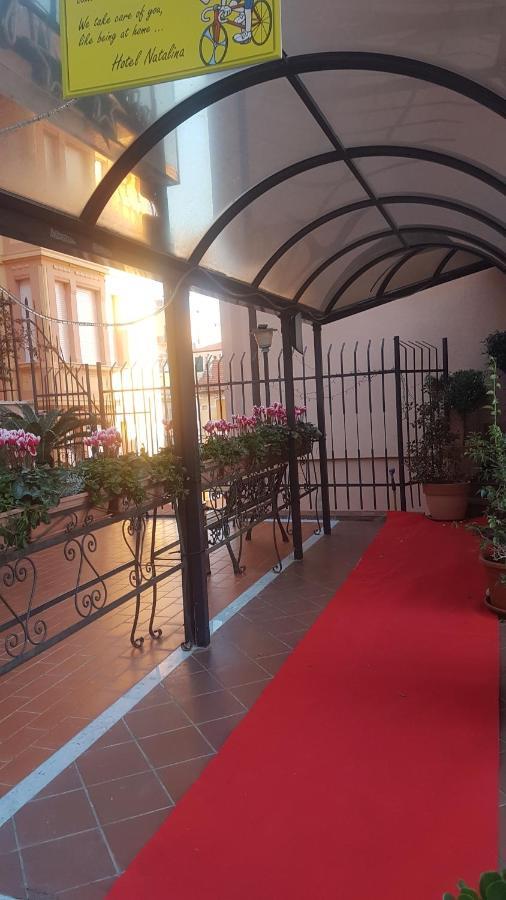 Albergo Natalina Finale Ligure Eksteriør bilde