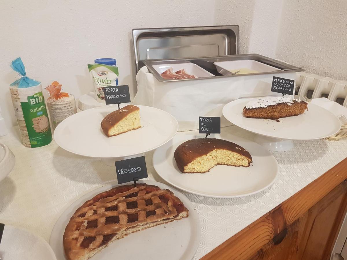 Albergo Natalina Finale Ligure Eksteriør bilde